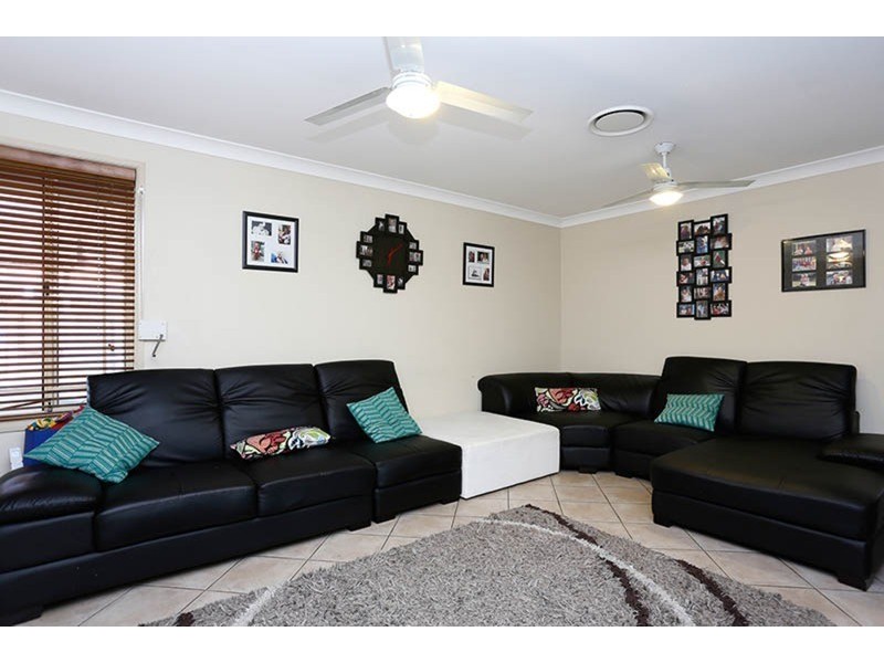 10 Martin Grove, Colyton NSW 2760