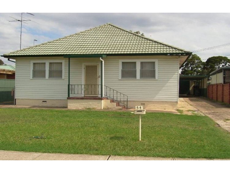 54 Canberra Street, Oxley Park NSW 2760