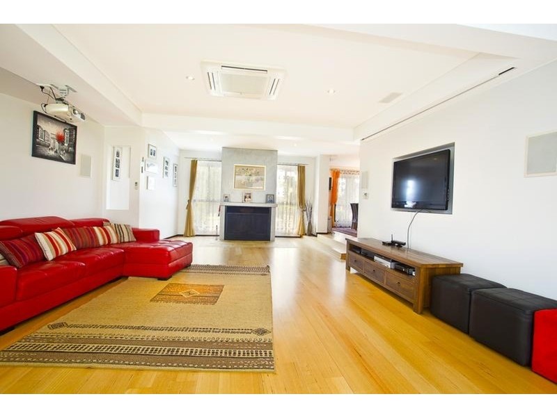 5 Nebula Glen, North St Marys NSW 2760