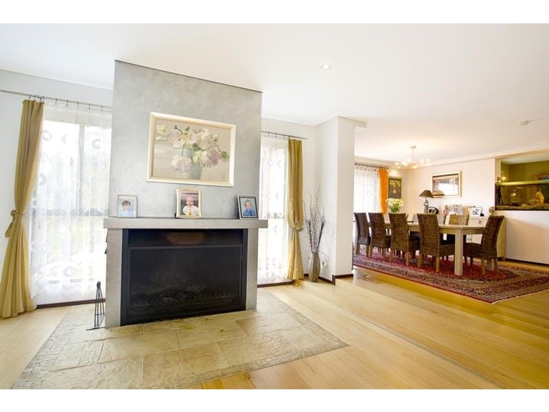 5 Nebula Glen, North St Marys NSW 2760