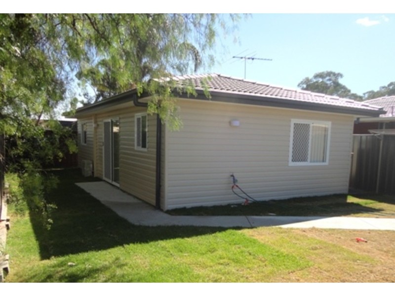 45A Melville  Road, St Clair NSW 2759