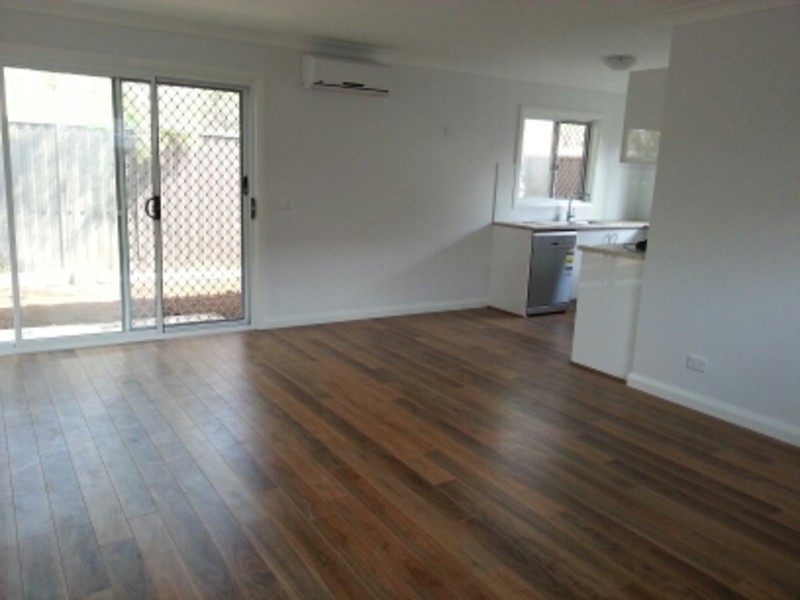 45A Melville  Road, St Clair NSW 2759