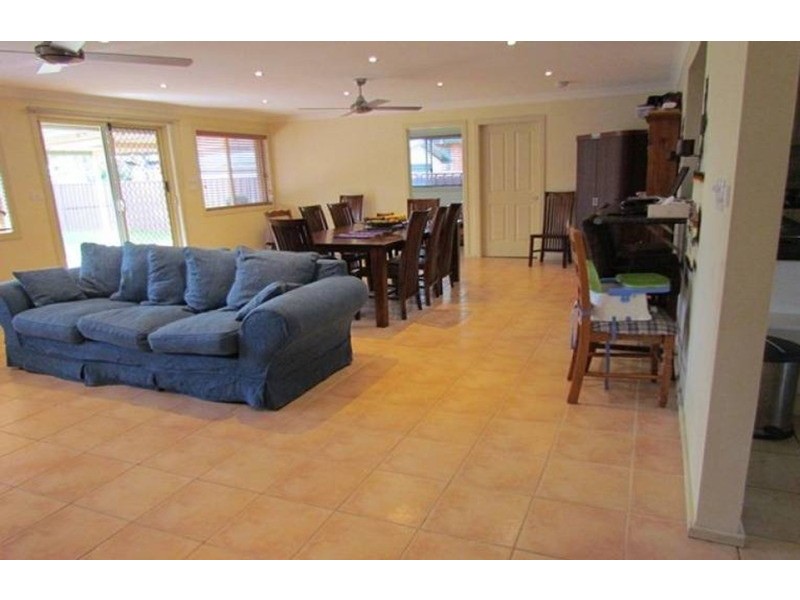 13 Kembla Street, Dharruk NSW 2770