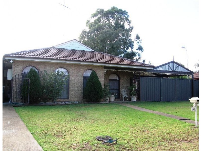 149 Banks Drive, St Clair NSW 2759