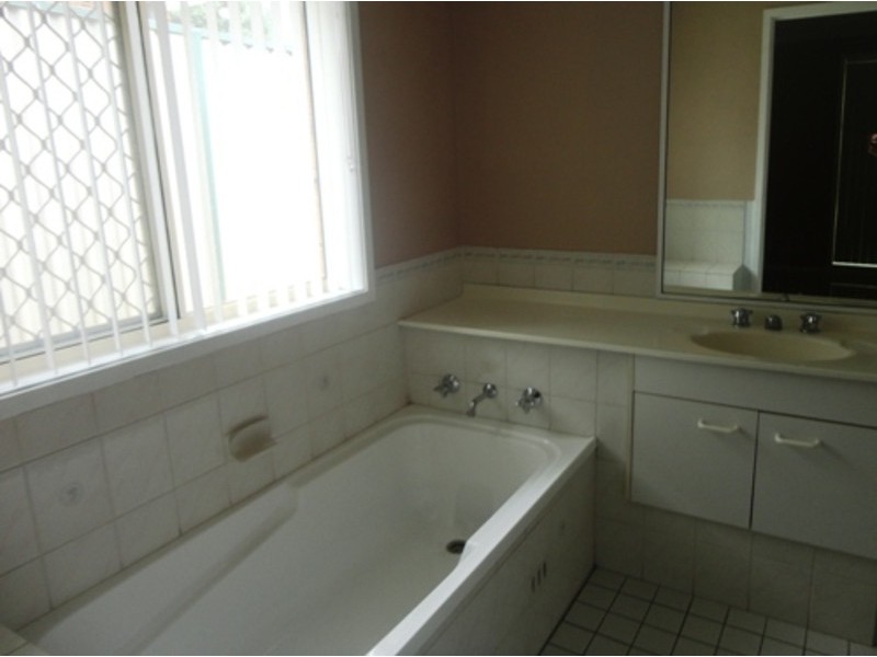 163 Sunflower Drive, Claremont Meadows NSW 2747