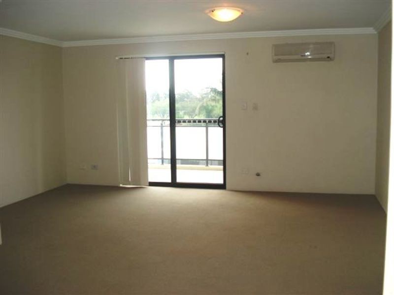 21/9-13 Dent Street, Jamisontown NSW 2750