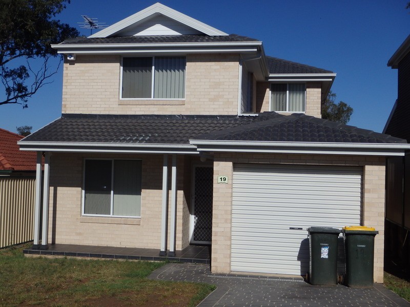 19 Rotuma  Street, Oakhurst NSW 2761