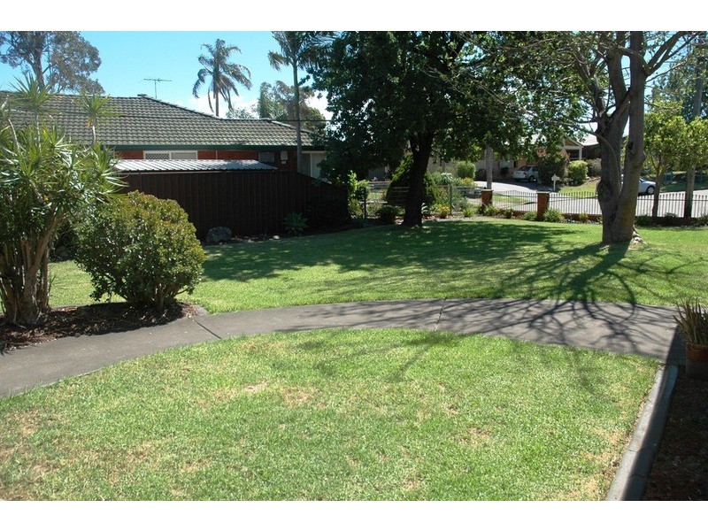 6 Yarrabee Place, Colyton NSW 2760