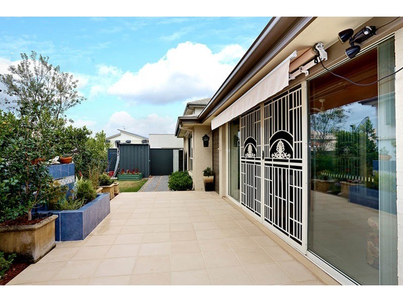 27 Brannigan Street, Ropes Crossing NSW 2760