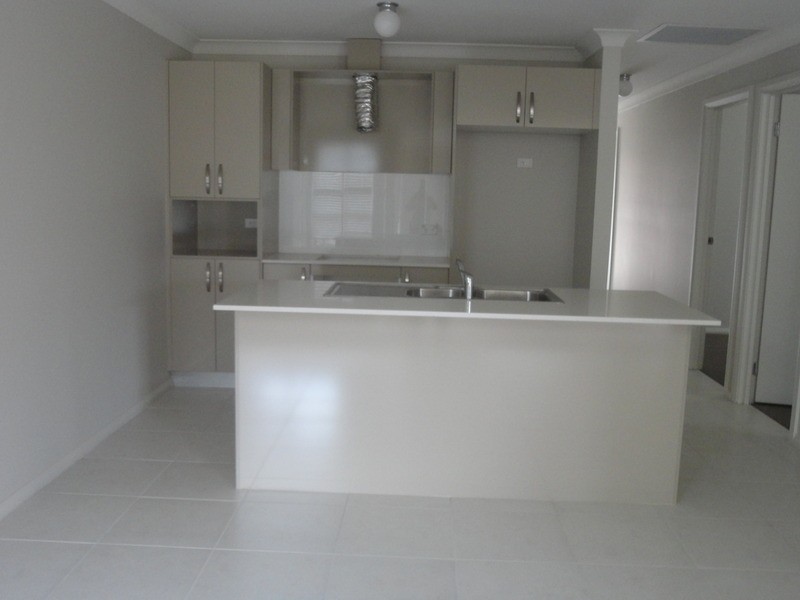 35 Moluccana Crescent, Ropes Crossing NSW 2760