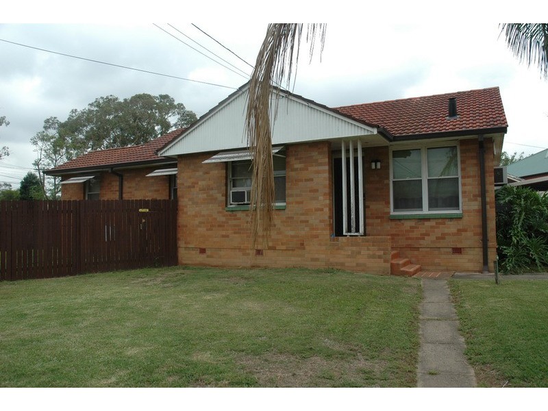 9 Aitape Crescent, Whalan NSW 2770