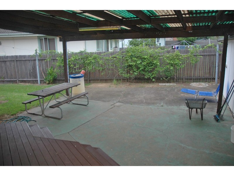 9 Aitape Crescent, Whalan NSW 2770