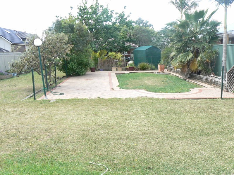 18 Canberra Street, Oxley Park NSW 2760