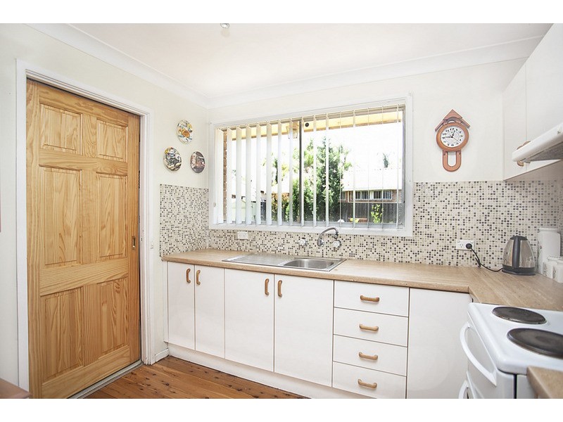 7 Phar Lap Close, St Clair NSW 2759