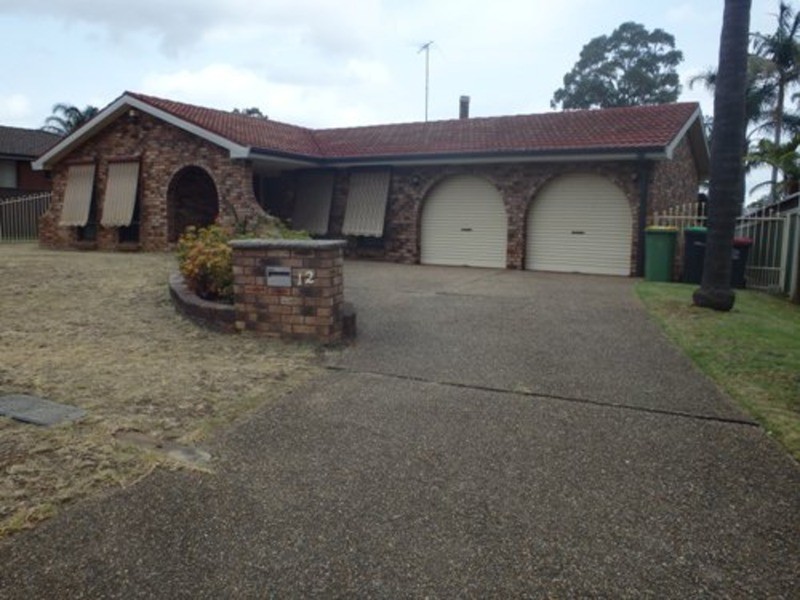 12 Kemerton  Street, St Clair NSW 2759