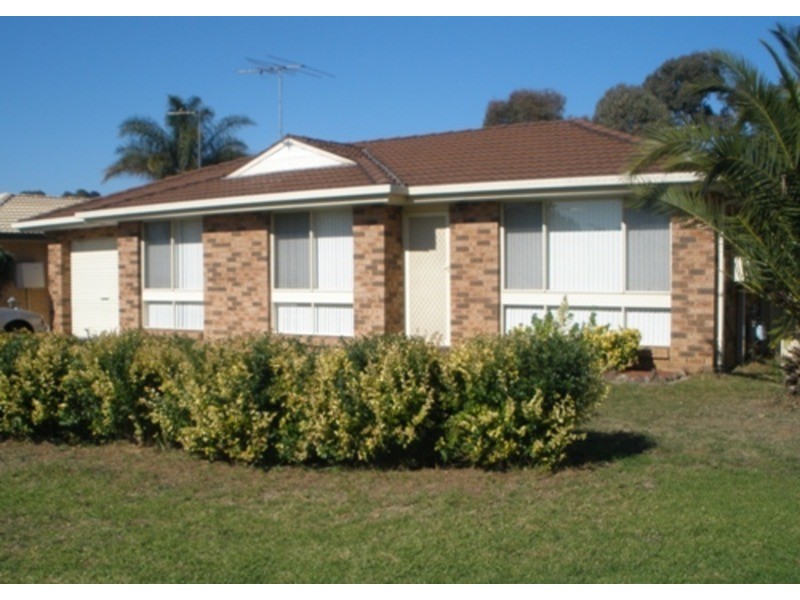 4  KALAMBO  Place, St Clair NSW 2759