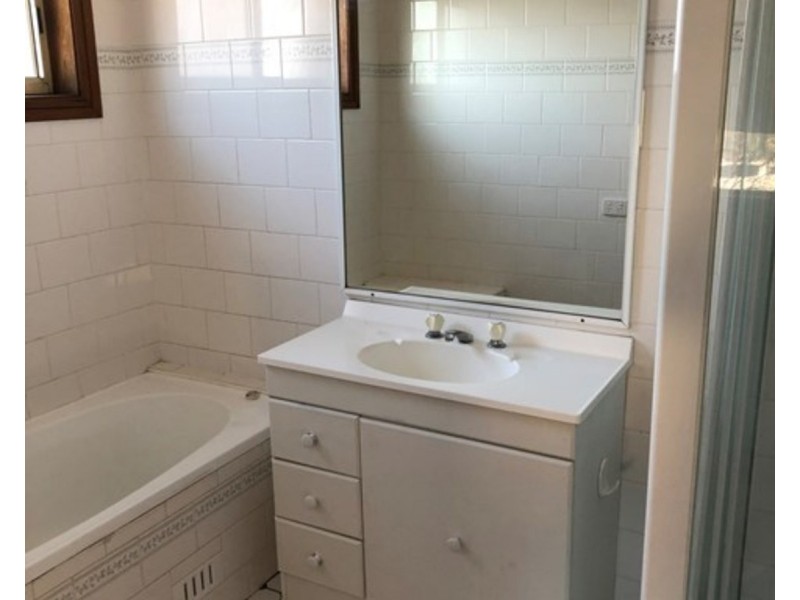 2/43 Luttrell Street, Glenmore Park NSW 2745