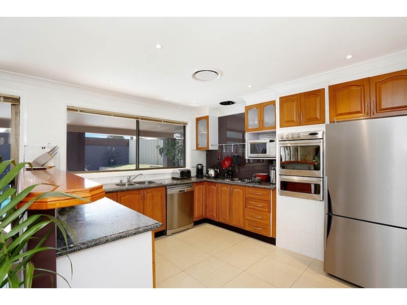 27 Singleton Avenue, Werrington County NSW 2747