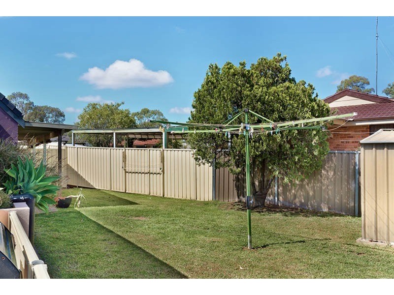 27 Singleton Avenue, Werrington County NSW 2747