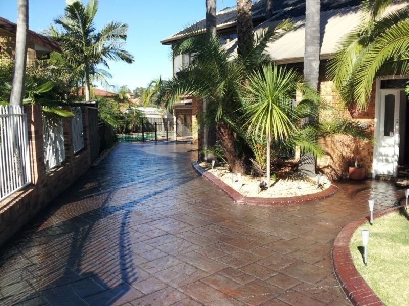 12 Tallwood Place, St Clair NSW 2759