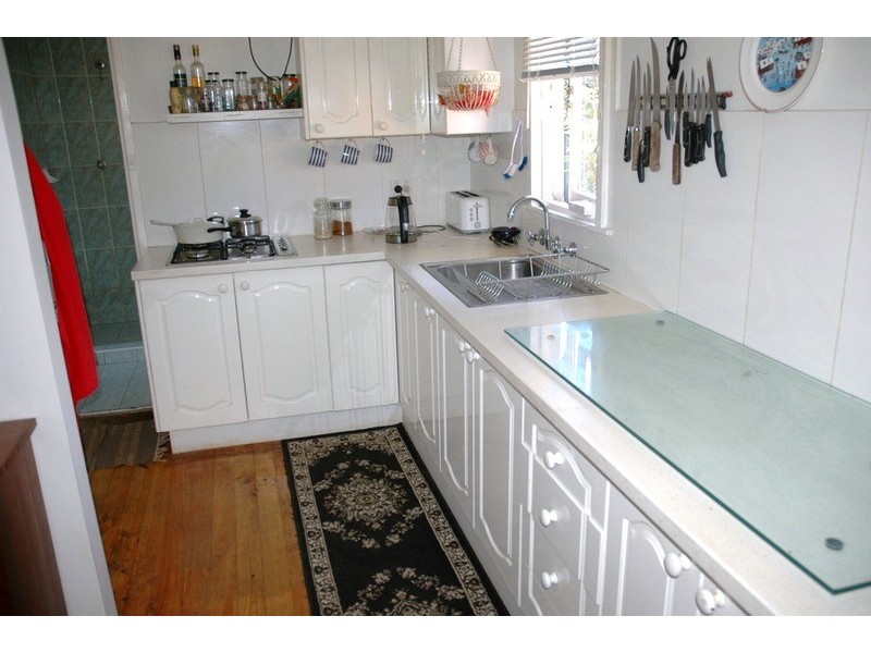 15 Kurama Crescent, Whalan NSW 2770