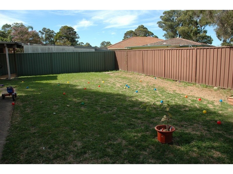 21 Mindanao Avenue, Lethbridge Park NSW 2770