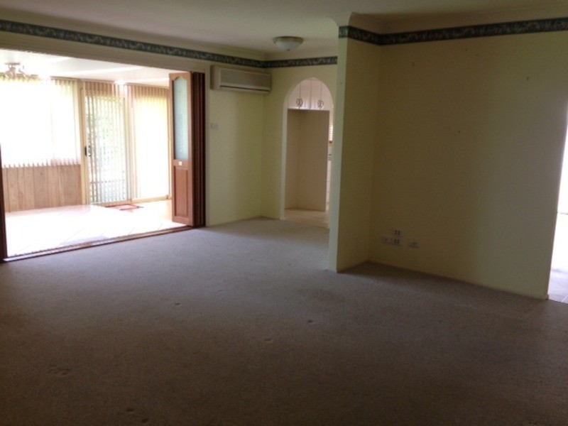 7 Wolf Close, St Clair NSW 2759