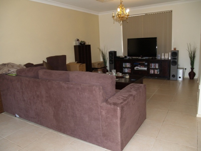 1 Teak Street, St Clair NSW 2759