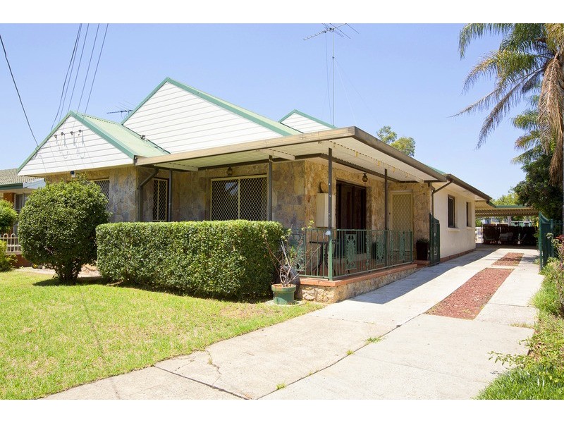 60 Canberra Street, Oxley Park NSW 2760