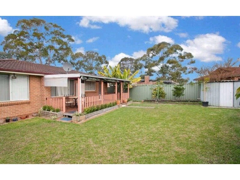 42 Cowper Circle, Quakers Hill NSW 2763