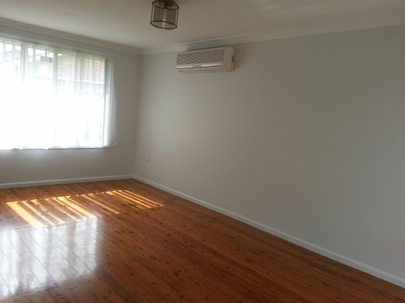 42 Cowper Circle, Quakers Hill NSW 2763