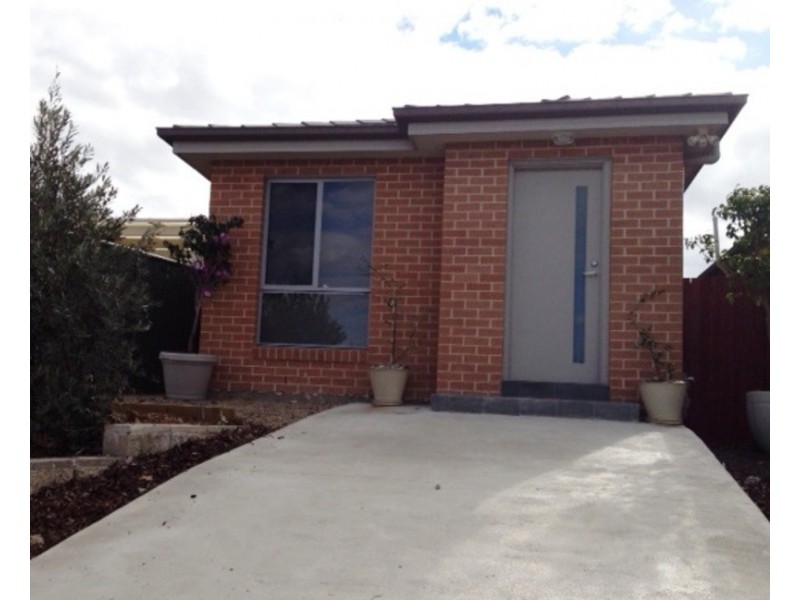 122A Swallow Drive, Erskine Park NSW 2759