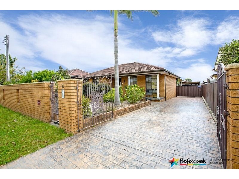 5 White Parade, St Marys NSW 2760