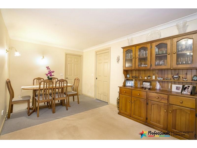 5 White Parade, St Marys NSW 2760