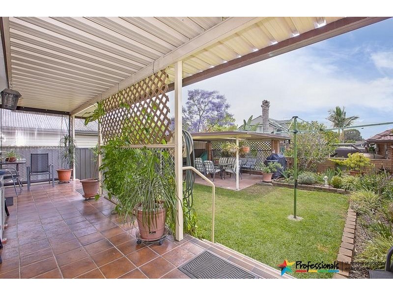 5 White Parade, St Marys NSW 2760