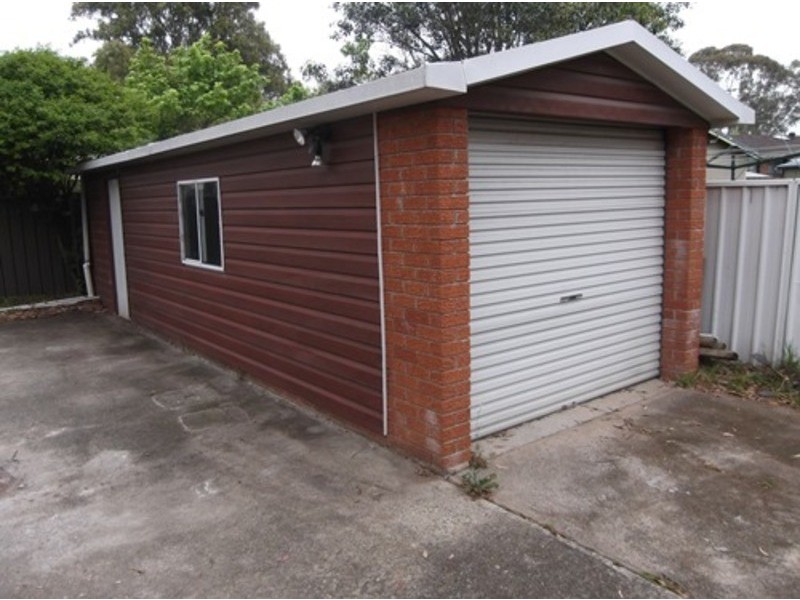 64 Mariana  Crescent, Lethbridge Park NSW 2770