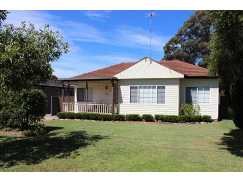 16 Leonard Street, Colyton NSW 2760