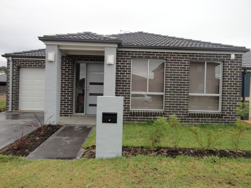 6 Daylesford Close, Ropes Crossing NSW 2760