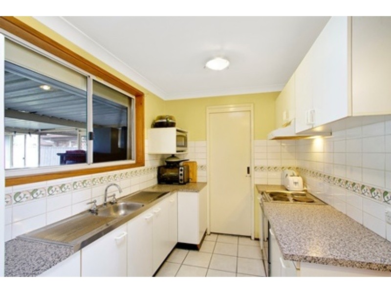 90 Buckwell Drive, Hassall Grove NSW 2761