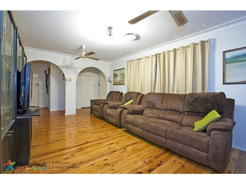 9 Chilaw Avenue, St Marys NSW 2760