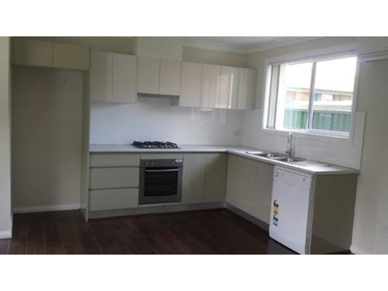 65a Pinecreek Circuit, St Clair NSW 2759