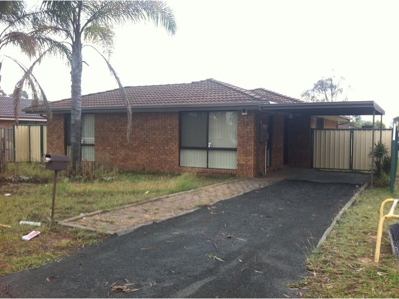 18 Toucan Crescent, Plumpton NSW 2761