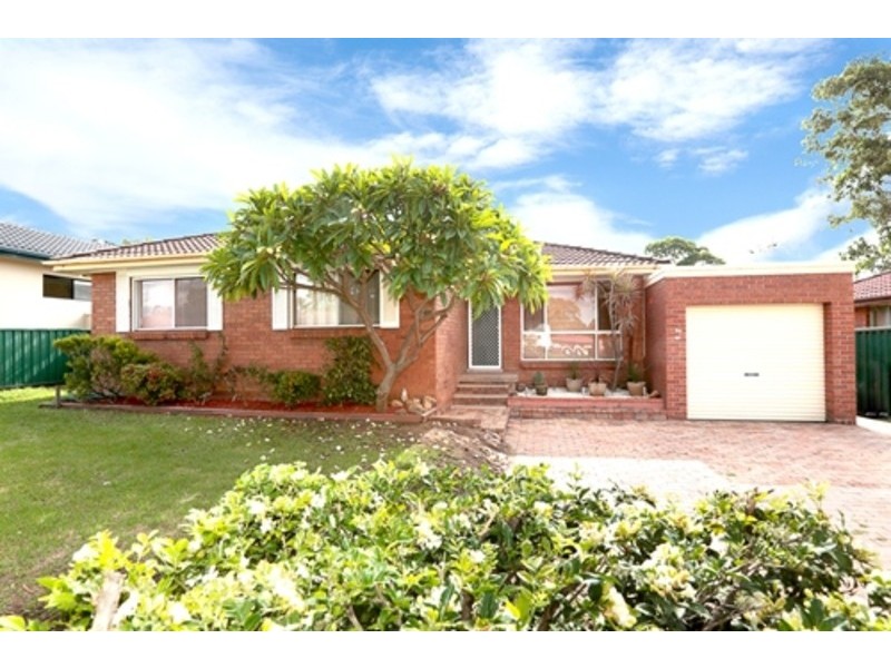 27 Fontana Close, St Clair NSW 2759