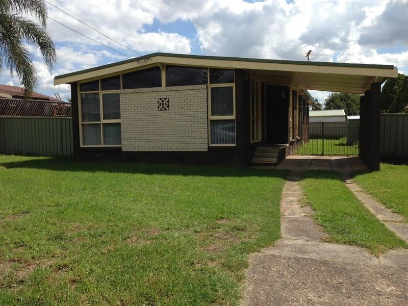 5 Holmes Street, Colyton NSW 2760