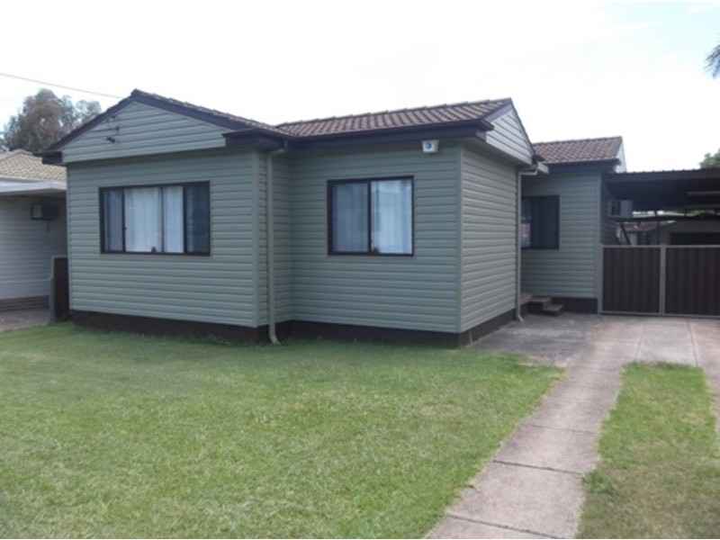 6 Parkin Road, Colyton NSW 2760