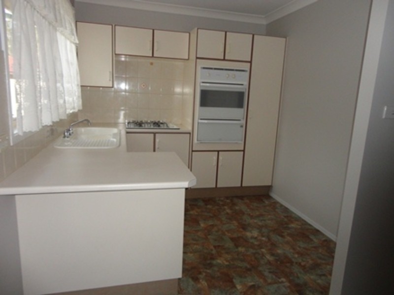 2 Hera Place, St Clair NSW 2759