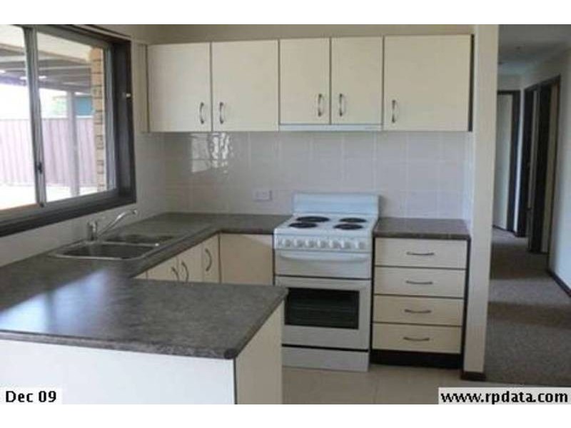 13  Bungalow Parade, Werrington Downs NSW 2747