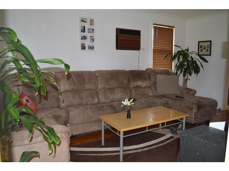 5 Le Maire Avenue, Lethbridge Park NSW 2770