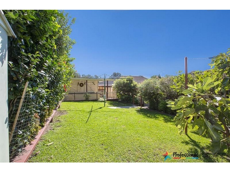 3 Coolong Crescent, St Clair NSW 2759