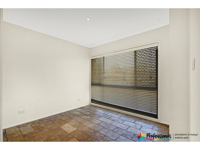 4 Beethoven Place, Cranebrook NSW 2749